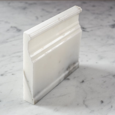 CALACATTA GOLD / BASE SKIRTING
