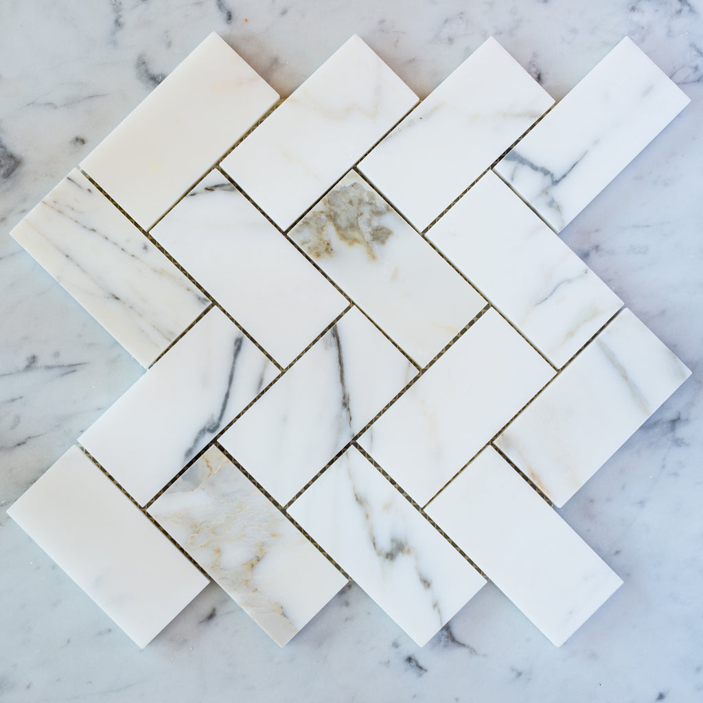 CALACATTA GOLD / HERRINGBONE LARGE