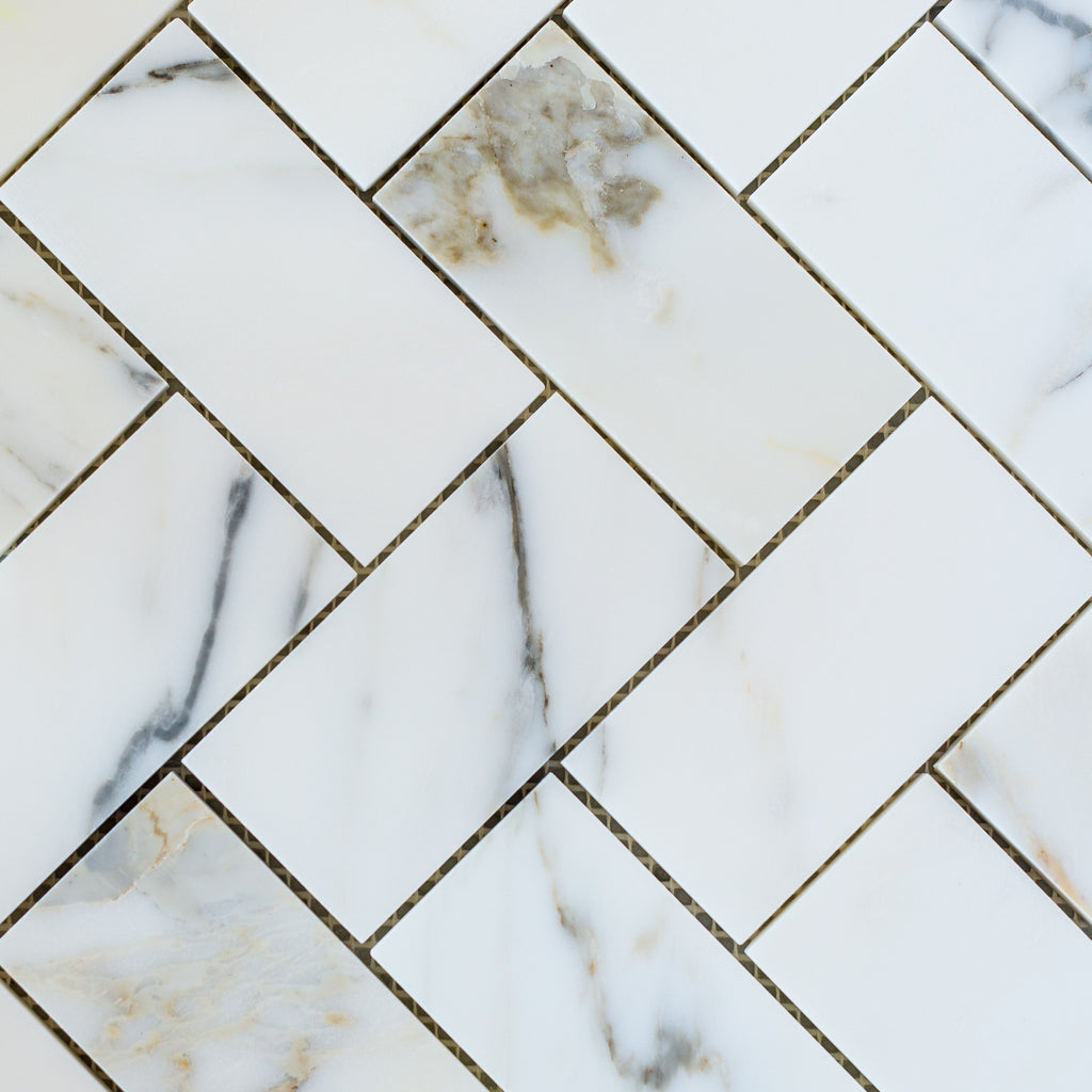 CALACATTA GOLD / HERRINGBONE LARGE