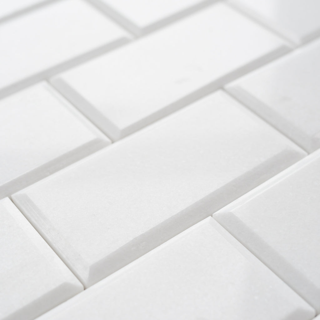 THASSOS / SUBWAY BEVELLED